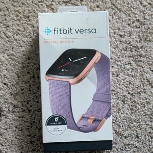 Fitbit Versa Special Edition with Grey Bands